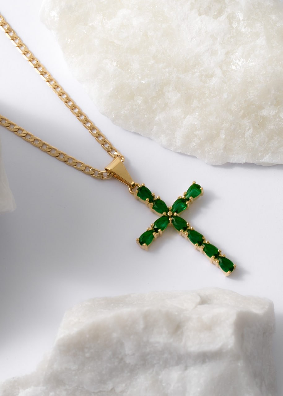 Dije Cruz Emerald